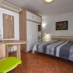 Apartment Old Town Yulia *