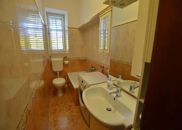 Old Town Yulia Appartement *