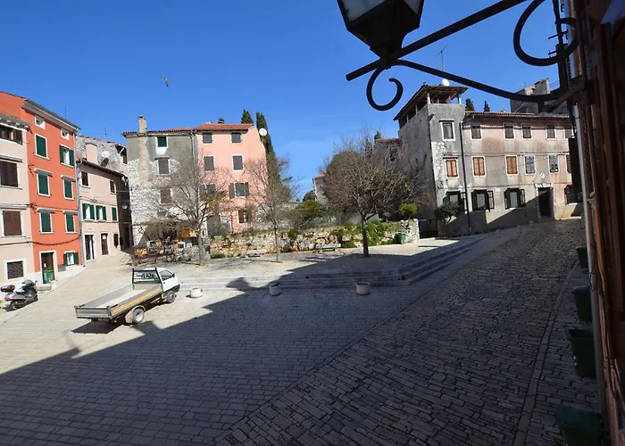 Old Town Yulia Apartman